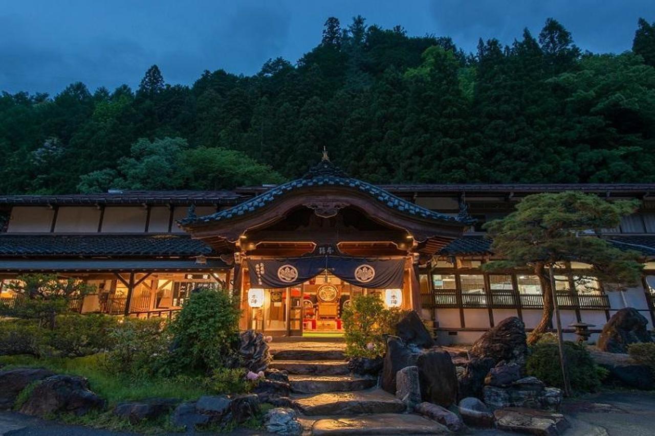 Okuhida Yakushi No Yu Honjin Hotel ทาคายาม่า ภายนอก รูปภาพ